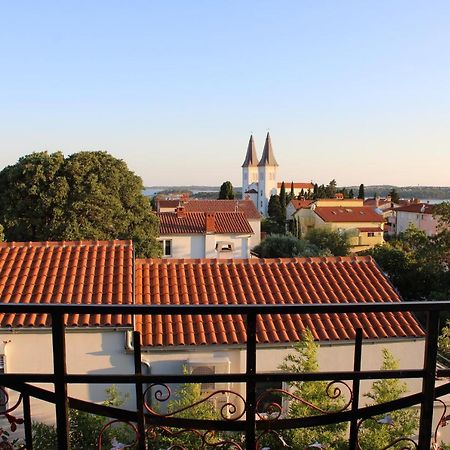 Apartments Dora Медулин Екстериор снимка