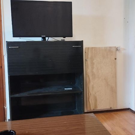 Apartments Dora Медулин Екстериор снимка