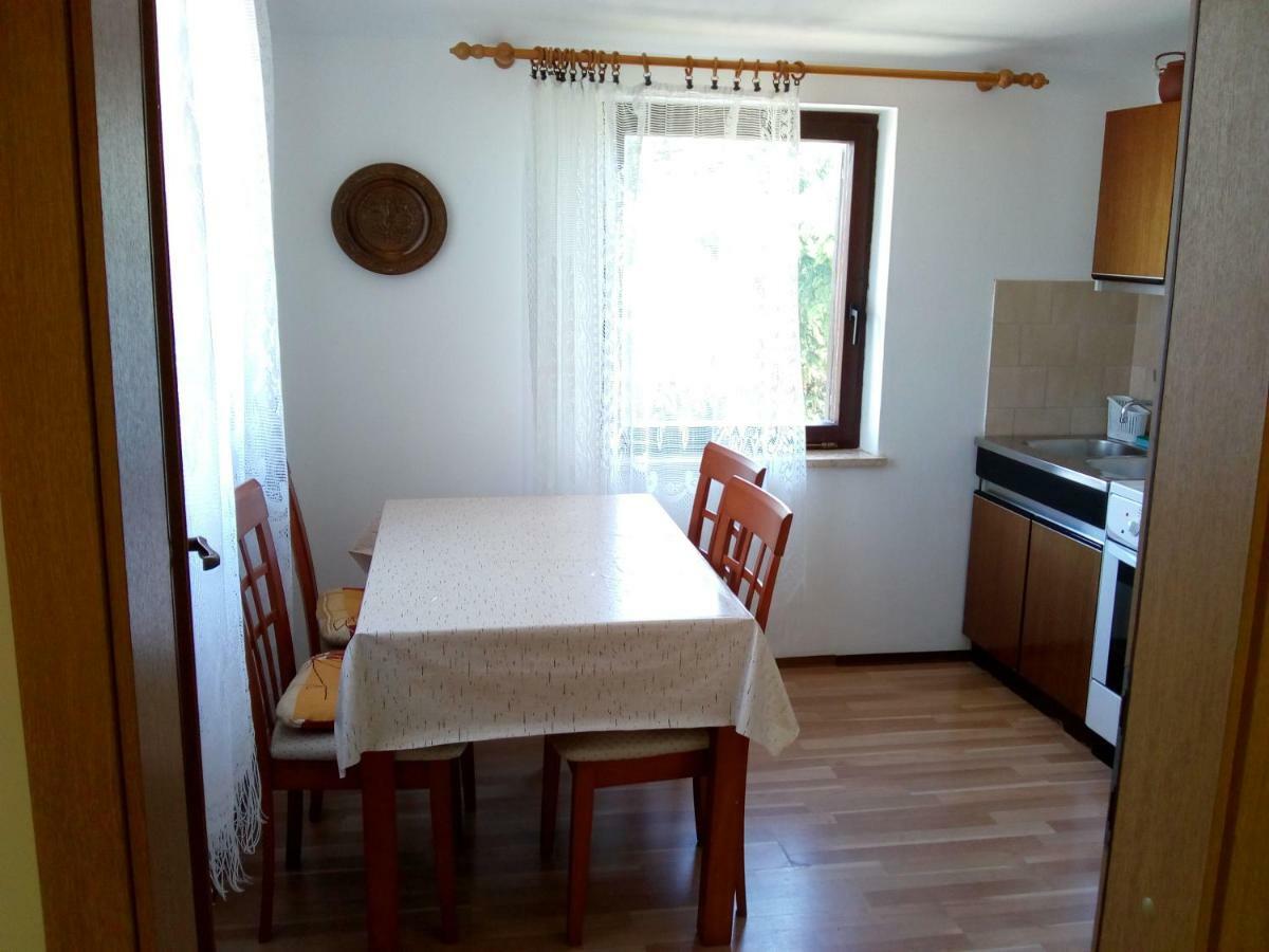 Apartments Dora Медулин Екстериор снимка