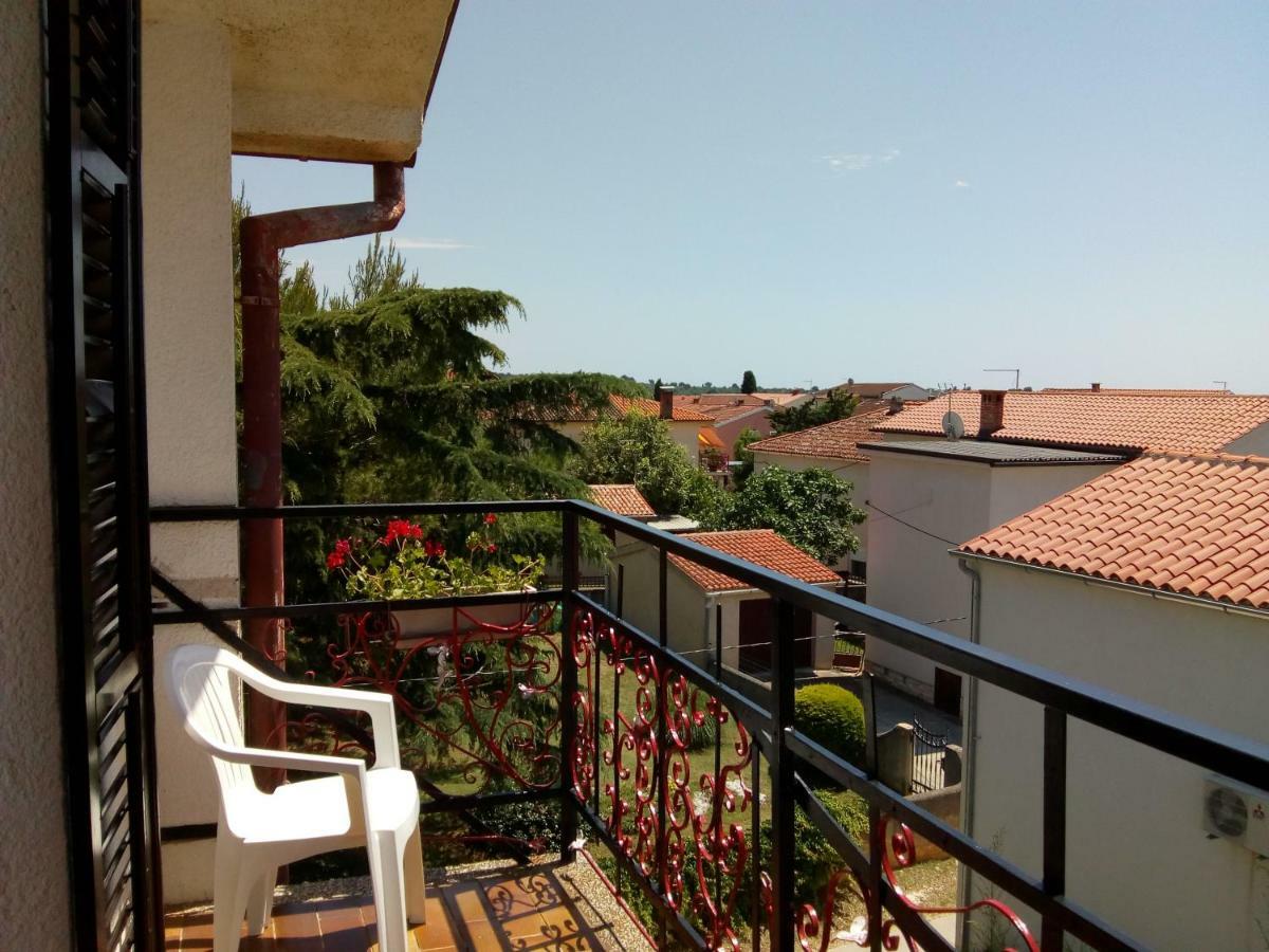Apartments Dora Медулин Екстериор снимка